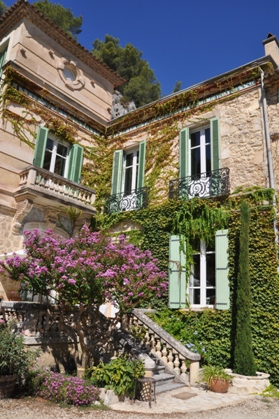 Moulin de la Roque, Noves, Provence - the Manor house